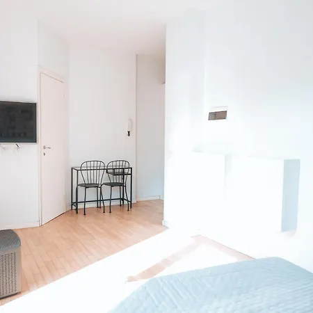 Up&down Apartment